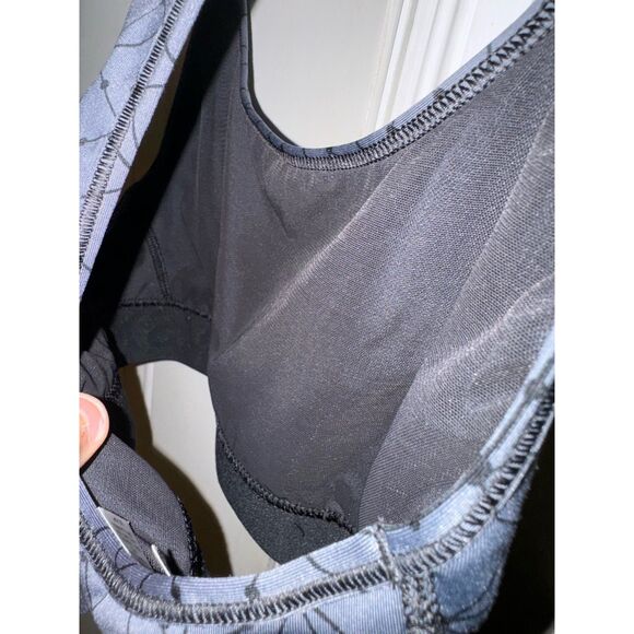 NWOT Victoria Secret Sports Bra Geometric Pattern Sz S - Picture 4 of 4